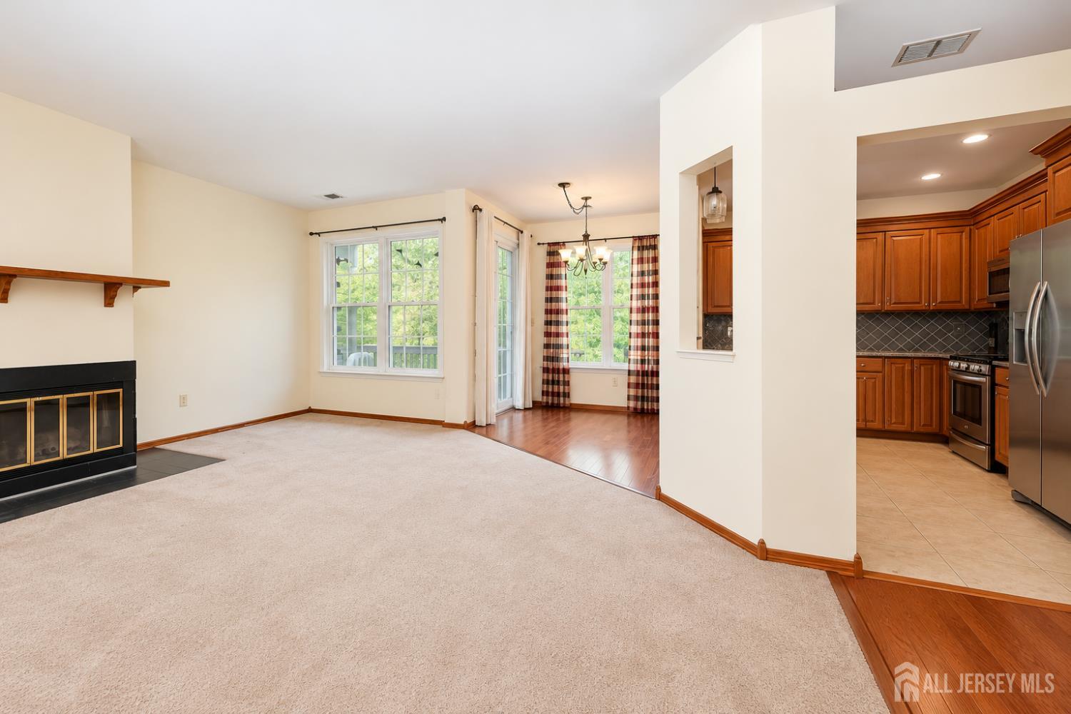 7381 Elm Court South Brunswick NJ 08852