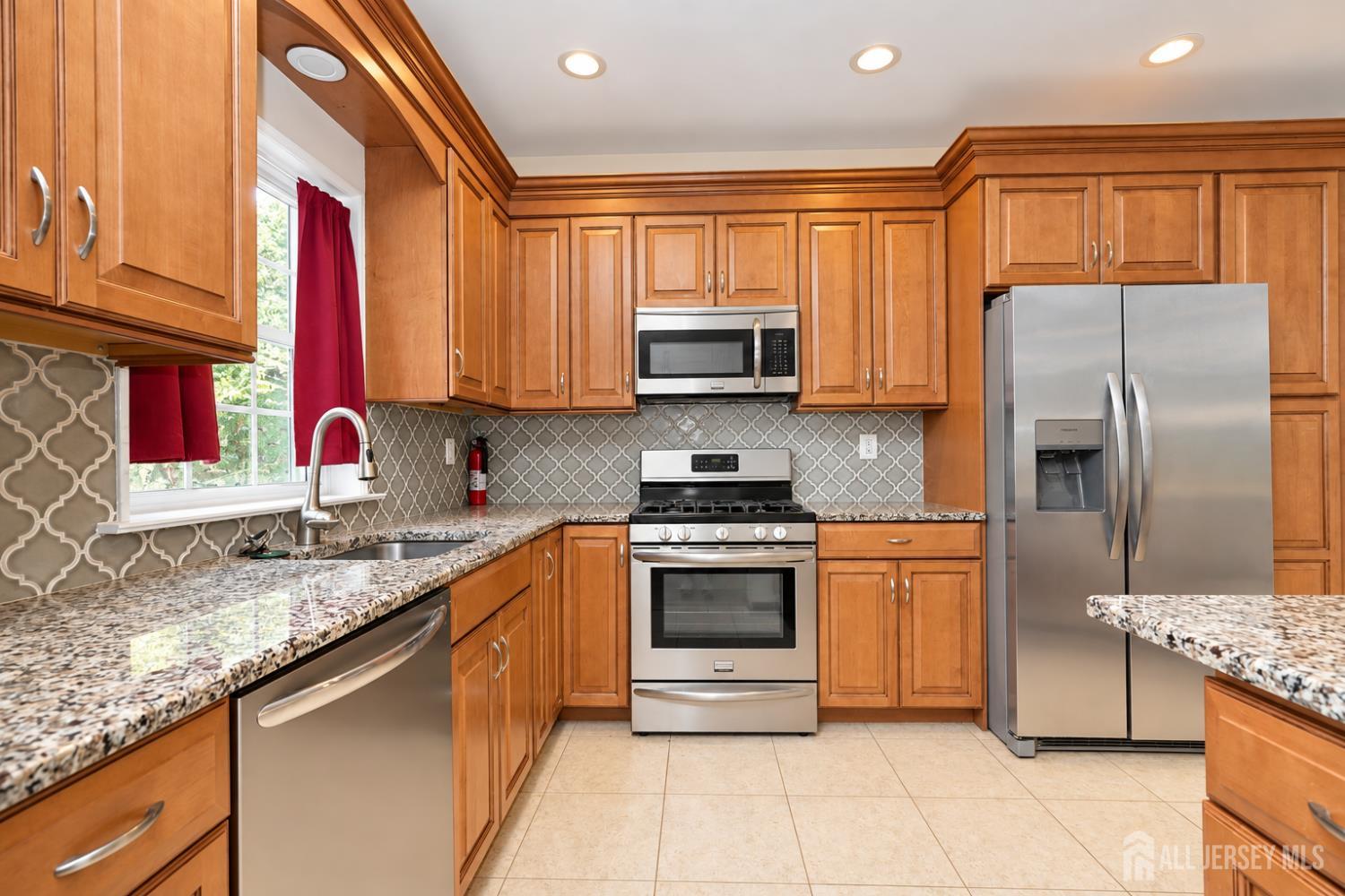 7381 Elm Court South Brunswick NJ 08852