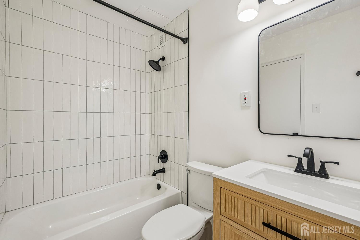 123 S Adelaide Avenue Highland Park NJ 08904