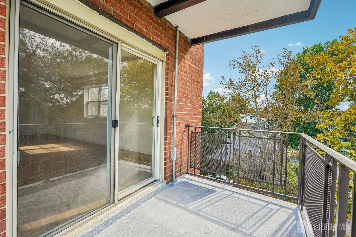 123 S Adelaide Avenue Highland Park NJ 08904