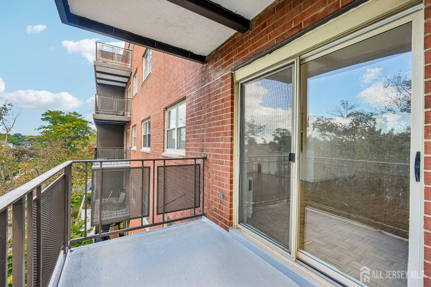 123 S Adelaide Avenue Highland Park NJ 08904