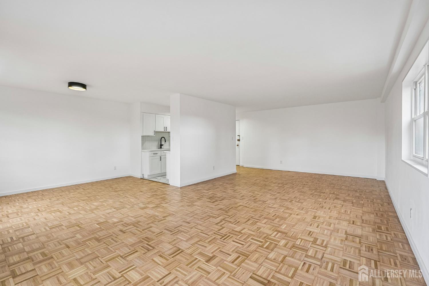 123 S Adelaide Avenue Highland Park NJ 08904