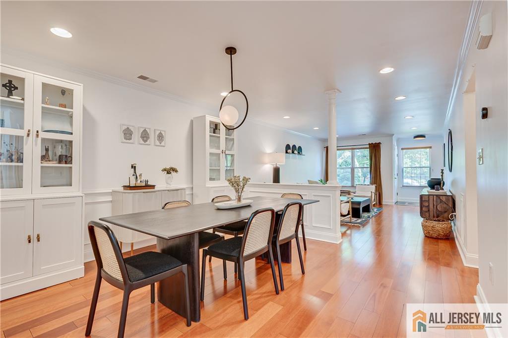 403 Somerset Court South Brunswick NJ 08540