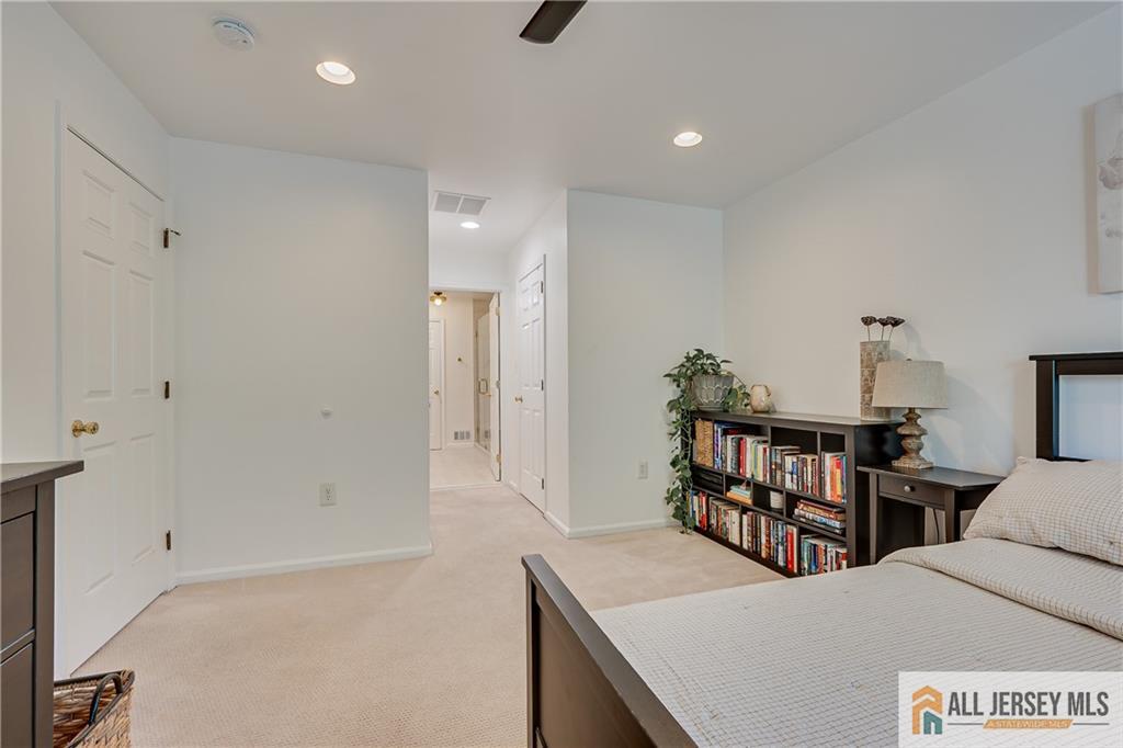 403 Somerset Court South Brunswick NJ 08540