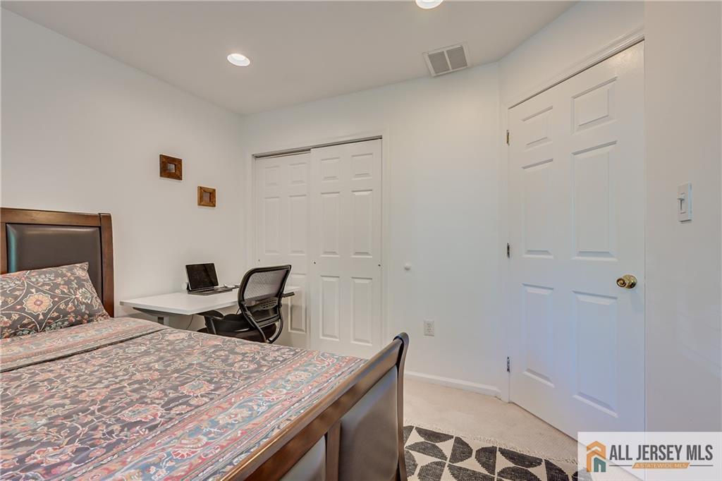 403 Somerset Court South Brunswick NJ 08540