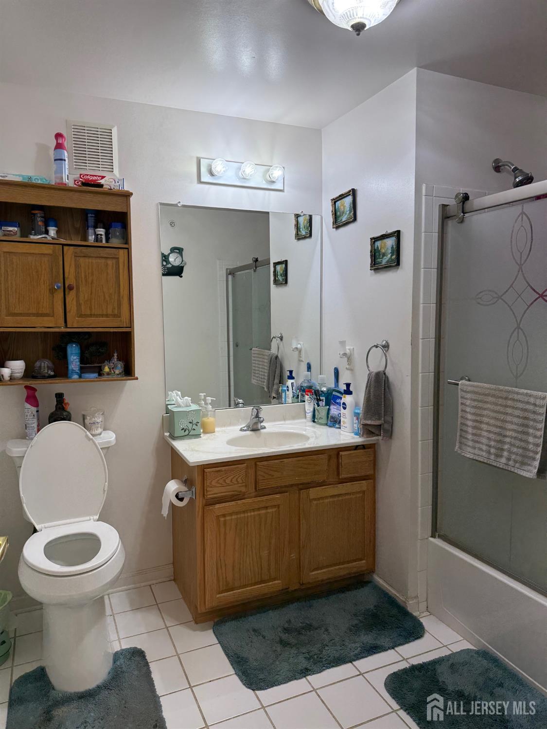 1035 Dogwood Court New Brunswick NJ 08901