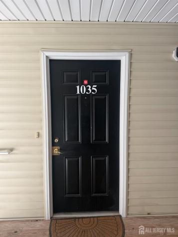 1035 Dogwood Court New Brunswick NJ 08901