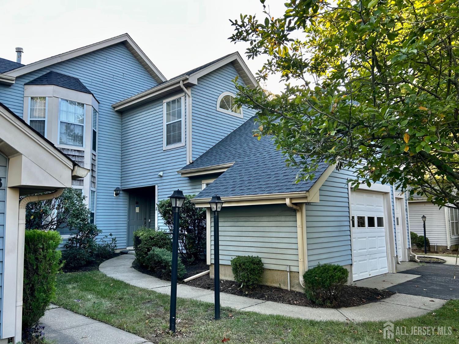 24 Edinburgh Drive Monroe NJ 08831