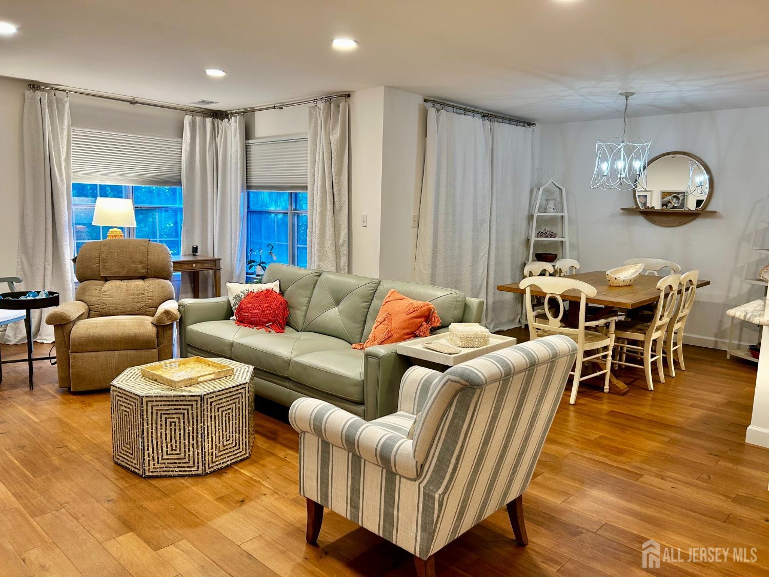 24 Edinburgh Drive Monroe NJ 08831