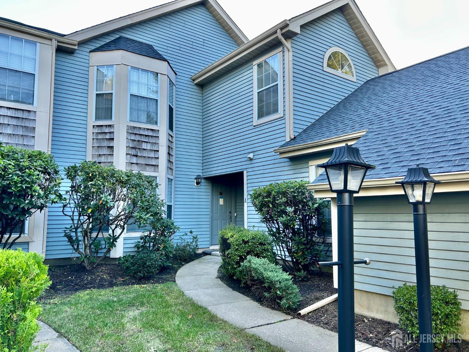 24 Edinburgh Drive Monroe NJ 08831