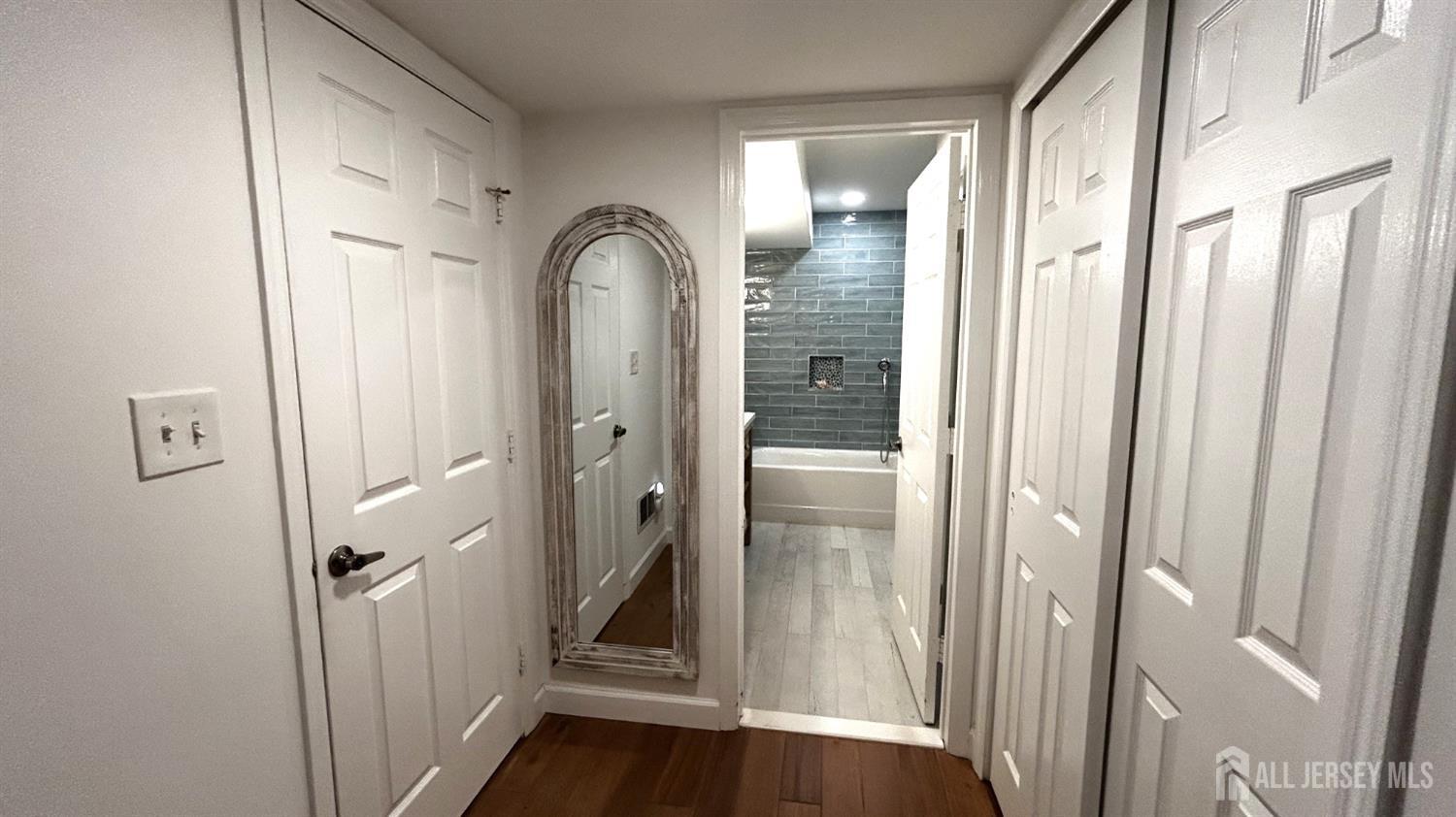 24 Edinburgh Drive Monroe NJ 08831