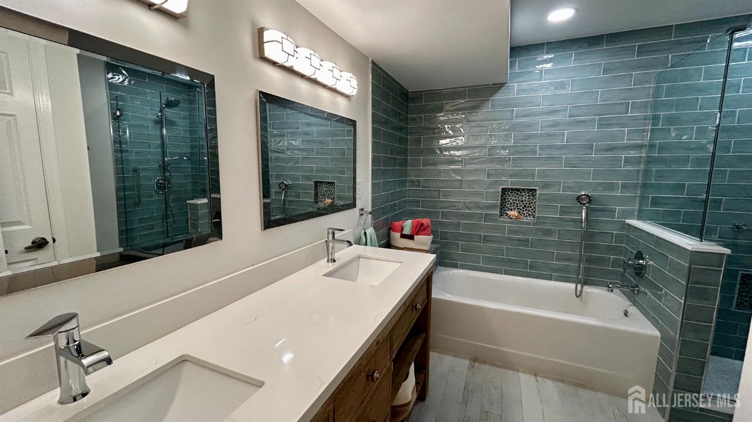 24 Edinburgh Drive Monroe NJ 08831