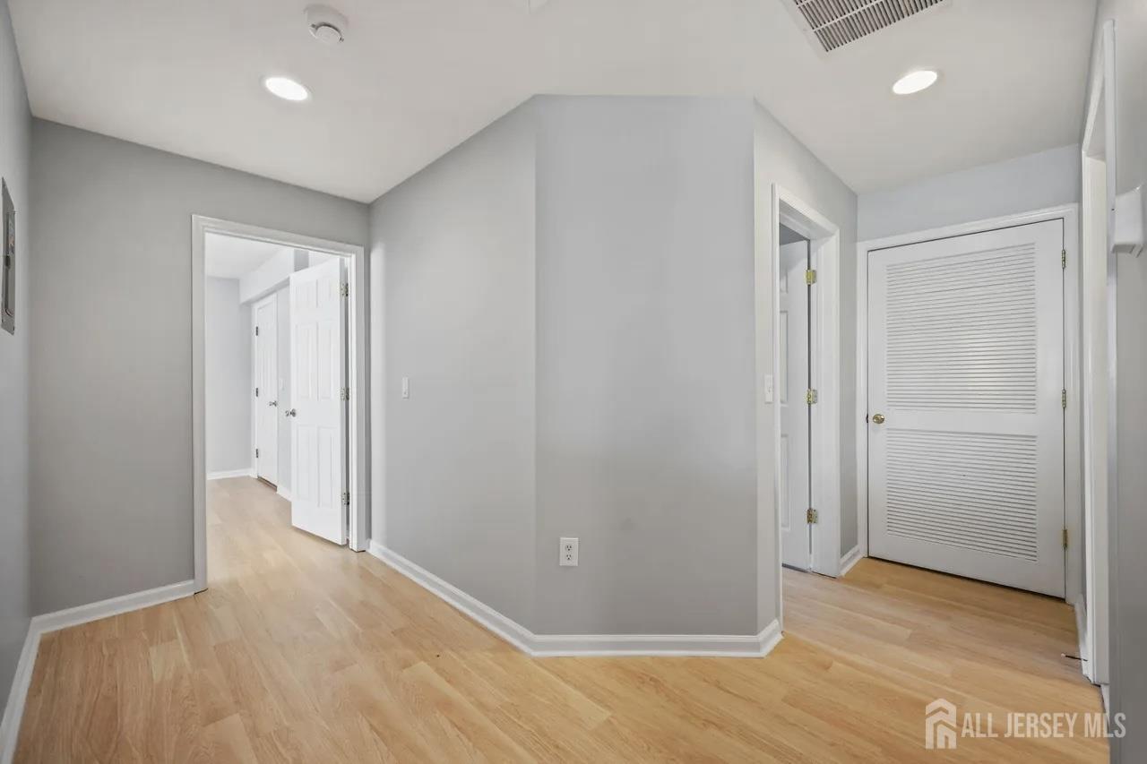 189 Sunshine Drive Piscataway NJ 08854