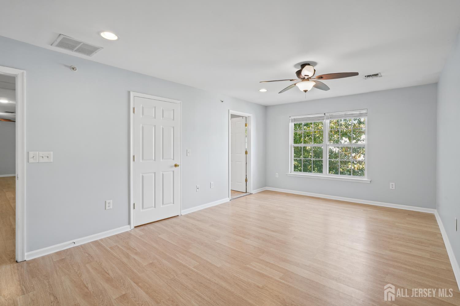 189 Sunshine Drive Piscataway NJ 08854