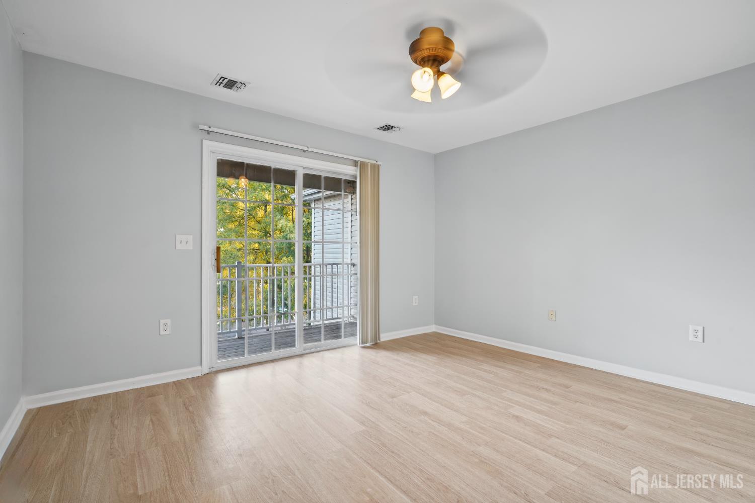 189 Sunshine Drive Piscataway NJ 08854