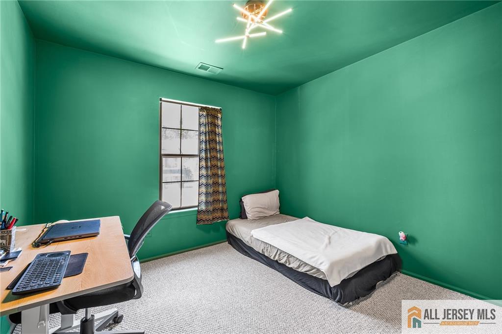 100 Dundee Court Aberdeen NJ 07747
