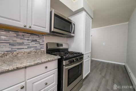 55-B Gramercy Gardens Middlesex NJ 08846