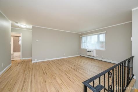 55-B Gramercy Gardens Middlesex NJ 08846