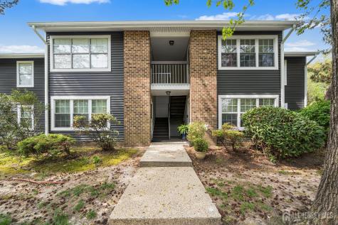 8 Lafayette Court North Brunswick NJ 08902