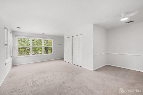 8 Lafayette Court North Brunswick NJ 08902