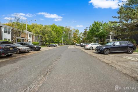 8 Lafayette Court North Brunswick NJ 08902
