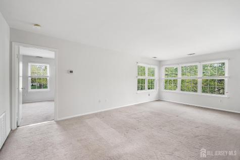 8 Lafayette Court North Brunswick NJ 08902