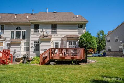16 Hawthorne Road North Brunswick NJ 08902
