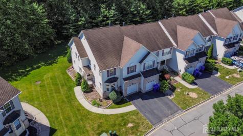 16 Hawthorne Road North Brunswick NJ 08902