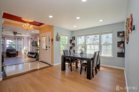 16 Hawthorne Road North Brunswick NJ 08902