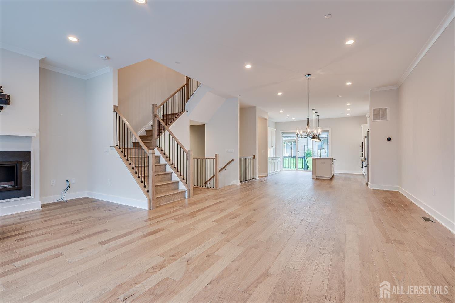 16 Valiant Court Middletown NJ 07748