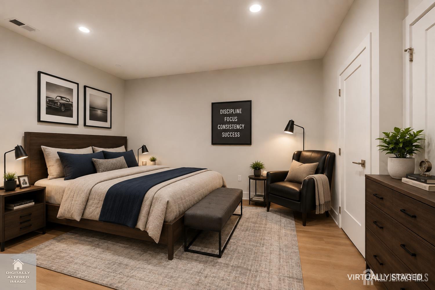 16 Valiant Court Middletown NJ 07748