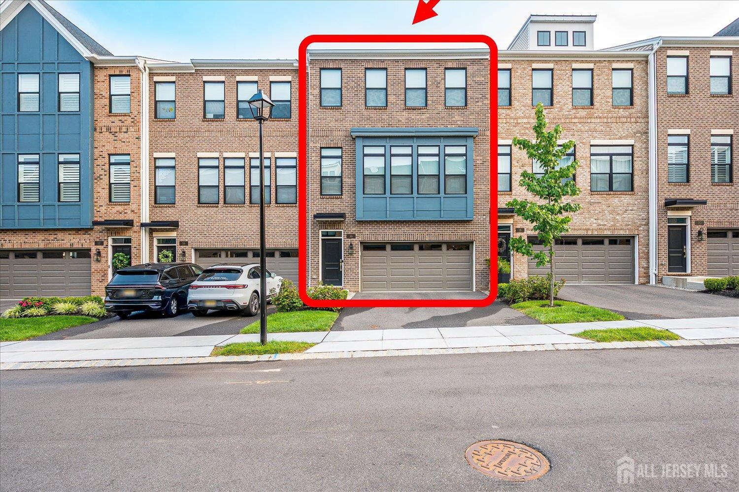 16 Valiant Court Middletown NJ 07748