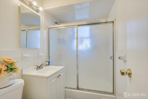 55 Gill Lane Iselin NJ 08830