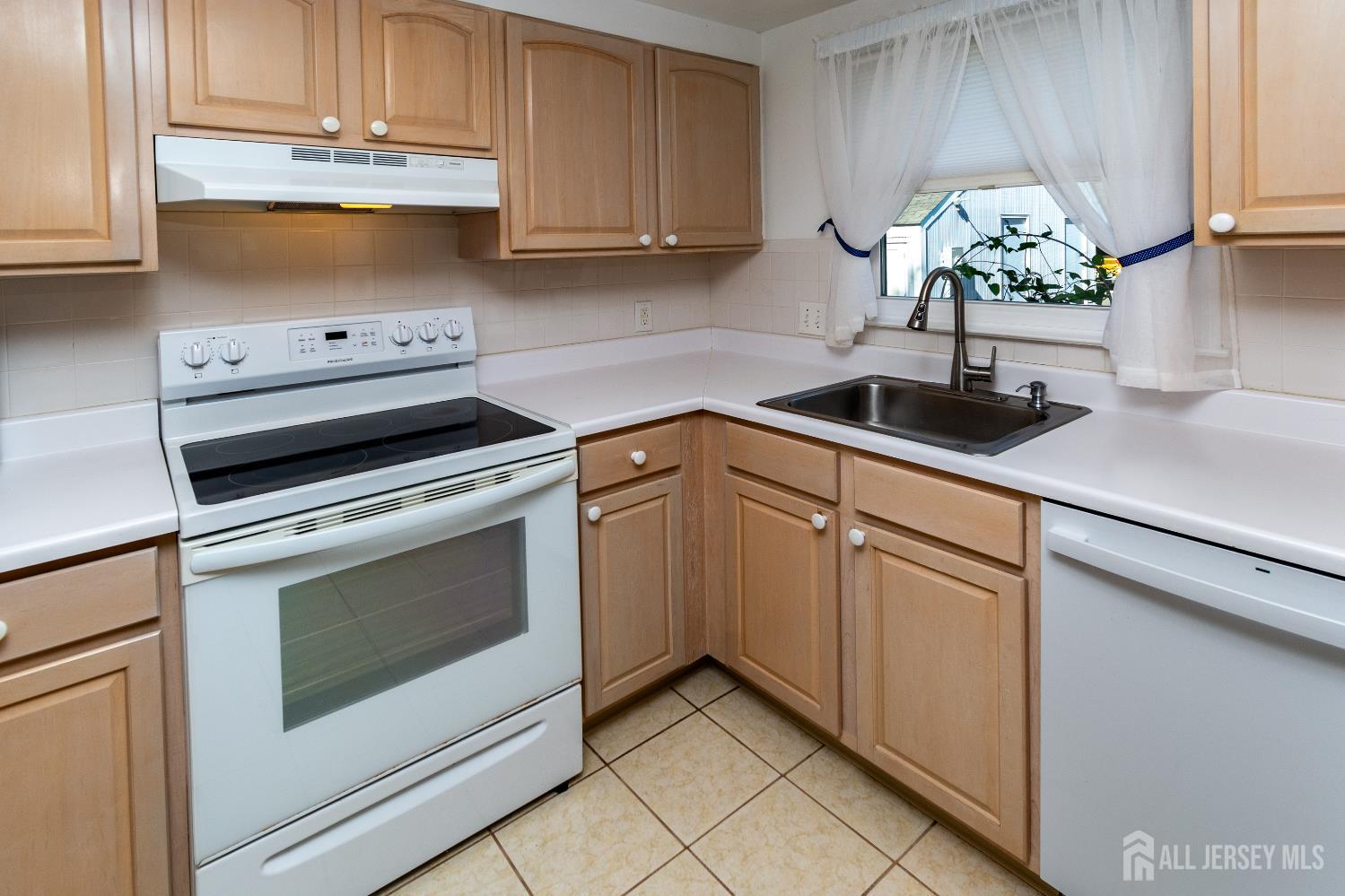 314 Sharon Way Monroe NJ 08831