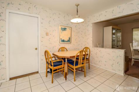 616-A Lemington Plaza Monroe NJ 08831