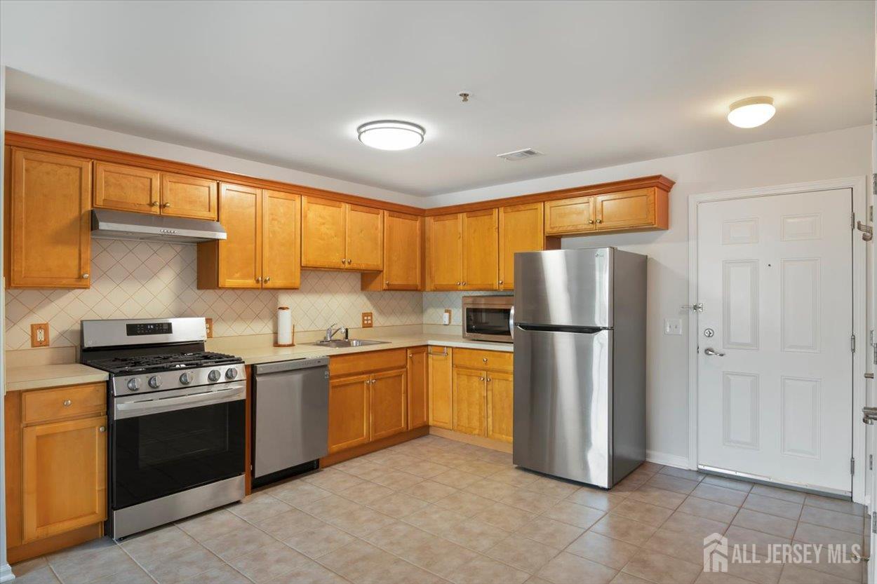 111 Liddle Avenue Edison NJ 08837