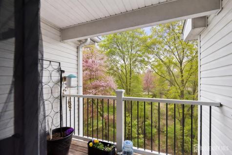 1634 Waterford Drive Edison NJ 08820