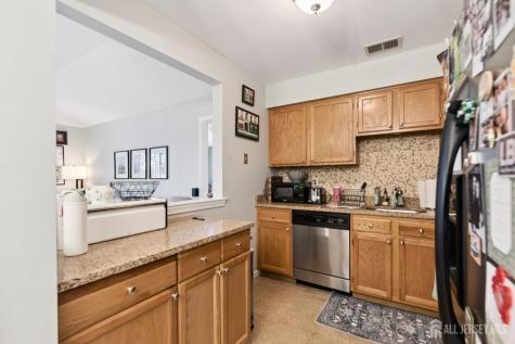 1634 Waterford Drive Edison NJ 08820