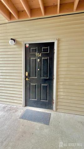 914 Del Negro Court South Plainfield NJ 07080