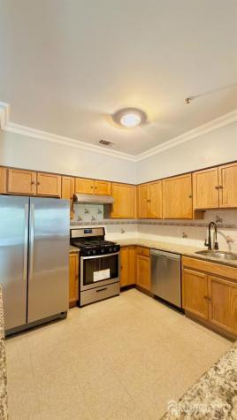 914 Del Negro Court South Plainfield NJ 07080