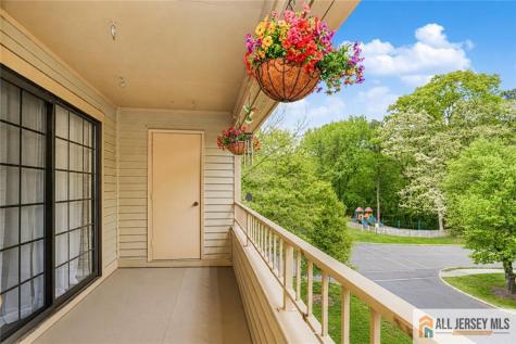 612 Chester Court Helmetta NJ 08828