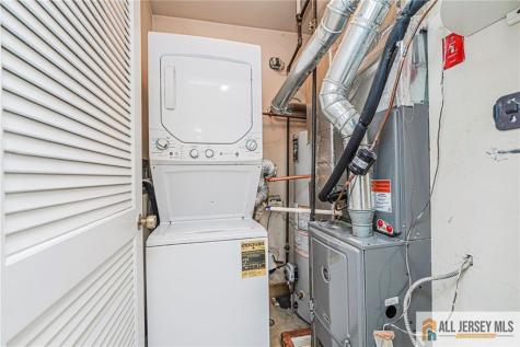612 Chester Court Helmetta NJ 08828