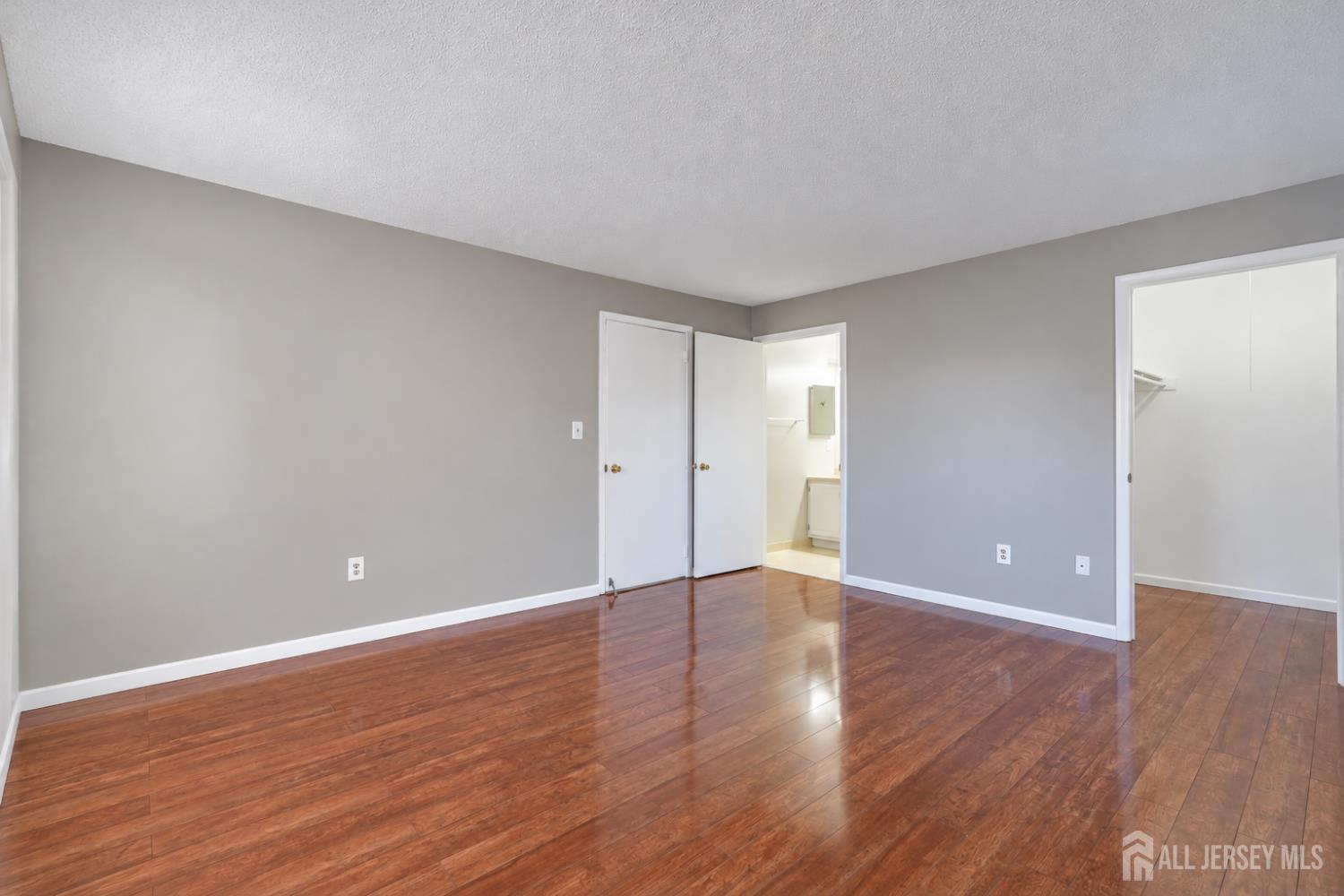 8304 Tamarron Drive Plainsboro NJ 08536