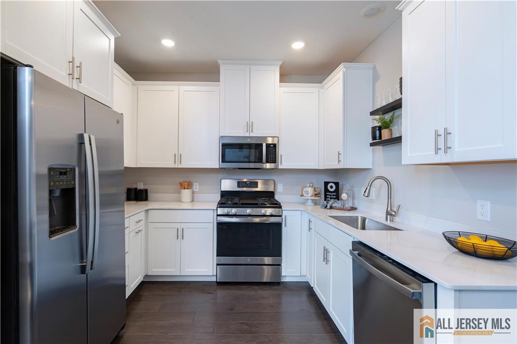 179 Leona Stewart Lane Pennington NJ 08534