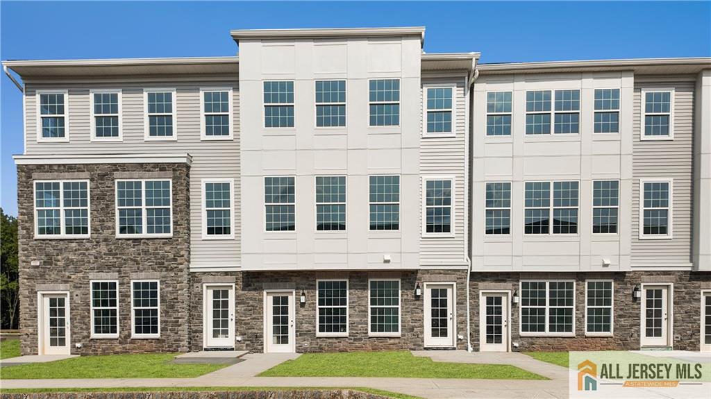 179 Leona Stewart Lane Pennington NJ 08534