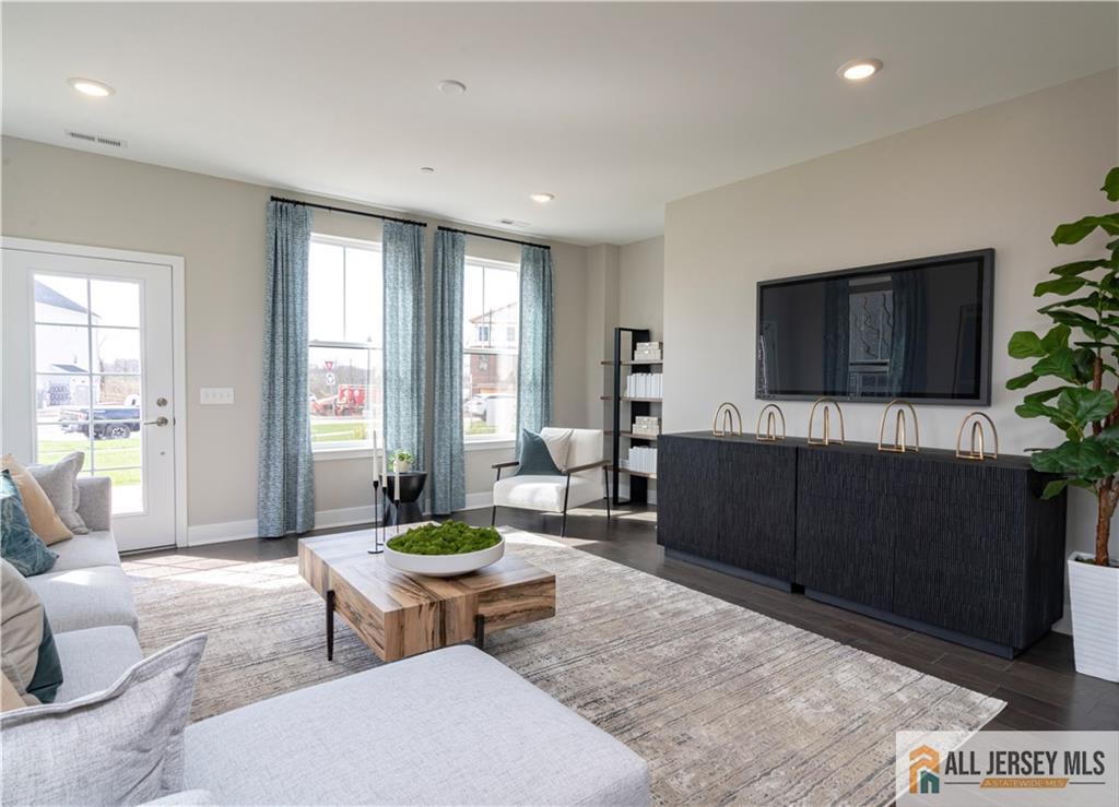179 Leona Stewart Lane Pennington NJ 08534