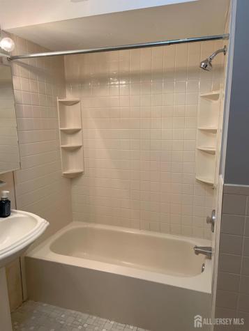 1702 Edison Glen Terrace Edison NJ 08837