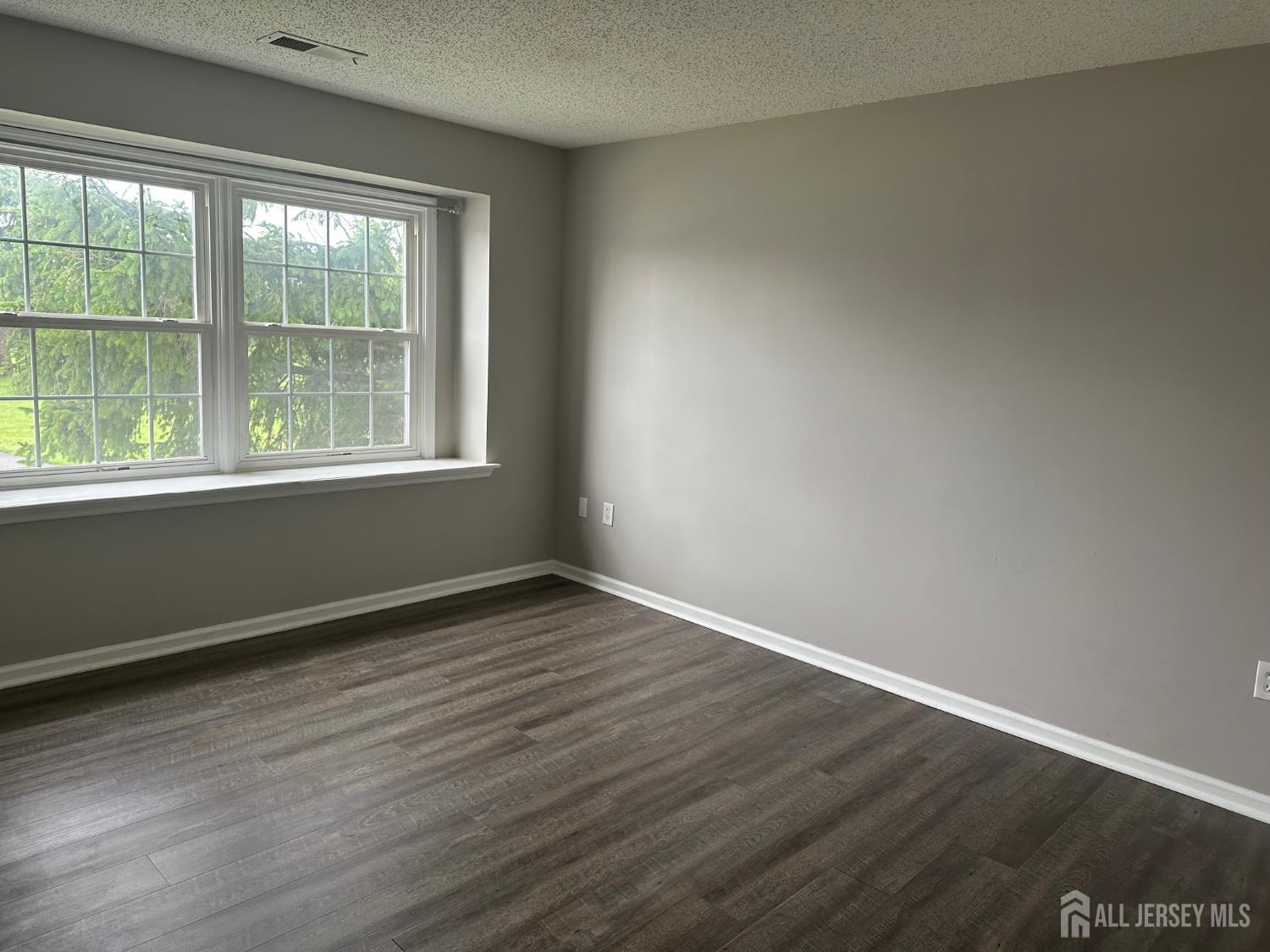 1027 Edpas Road New Brunswick NJ 08901