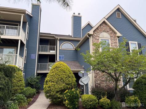 151 Longfield Court East Brunswick NJ 08816