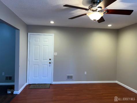 478 Witney Court North Brunswick NJ 08902